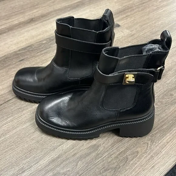 New Steve Madden Women's Gates Buckle-Detailed Lug-Sole Booties Size 7.5 - Picture 6 of 9